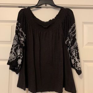 Free People off the shoulder Top, M